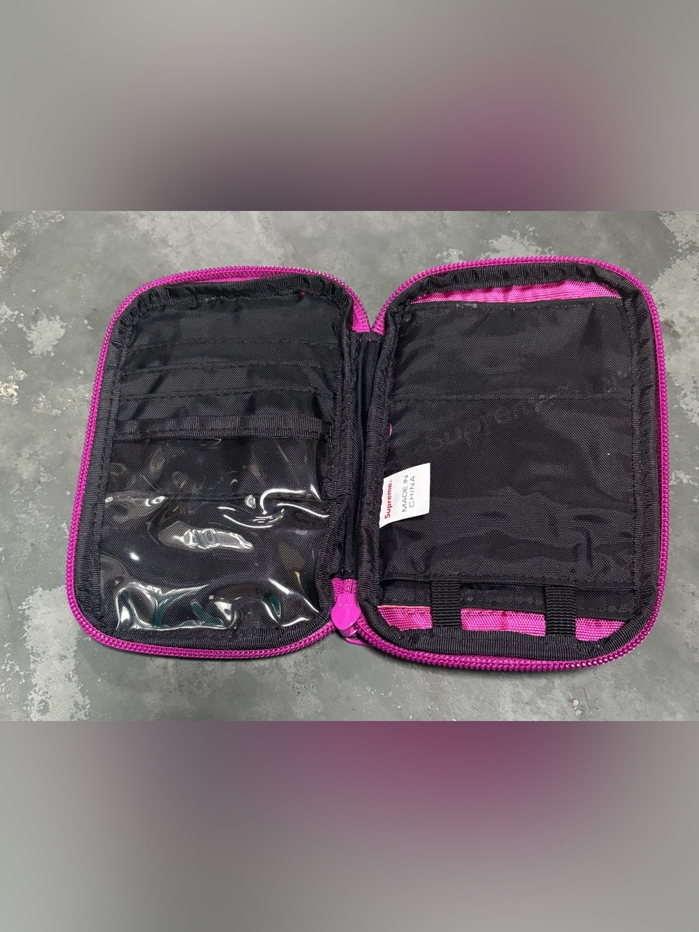 Supreme Magenta Small Zip Pouch - Picture 4 of 5